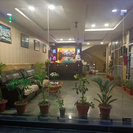 Hotel Om Palace McLeod Ganj Exterior photo